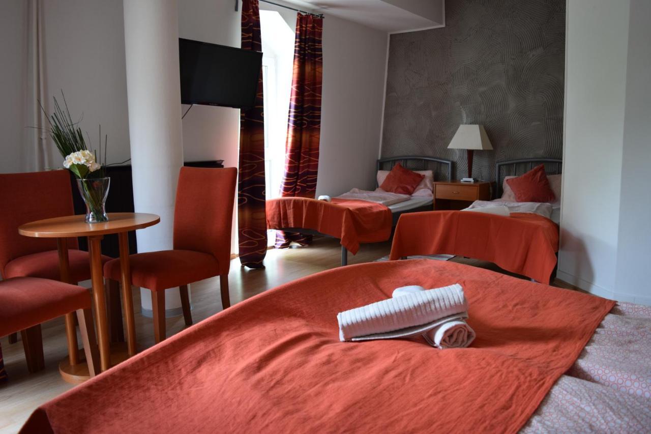 Belvarosi Panzio 3* Siófok