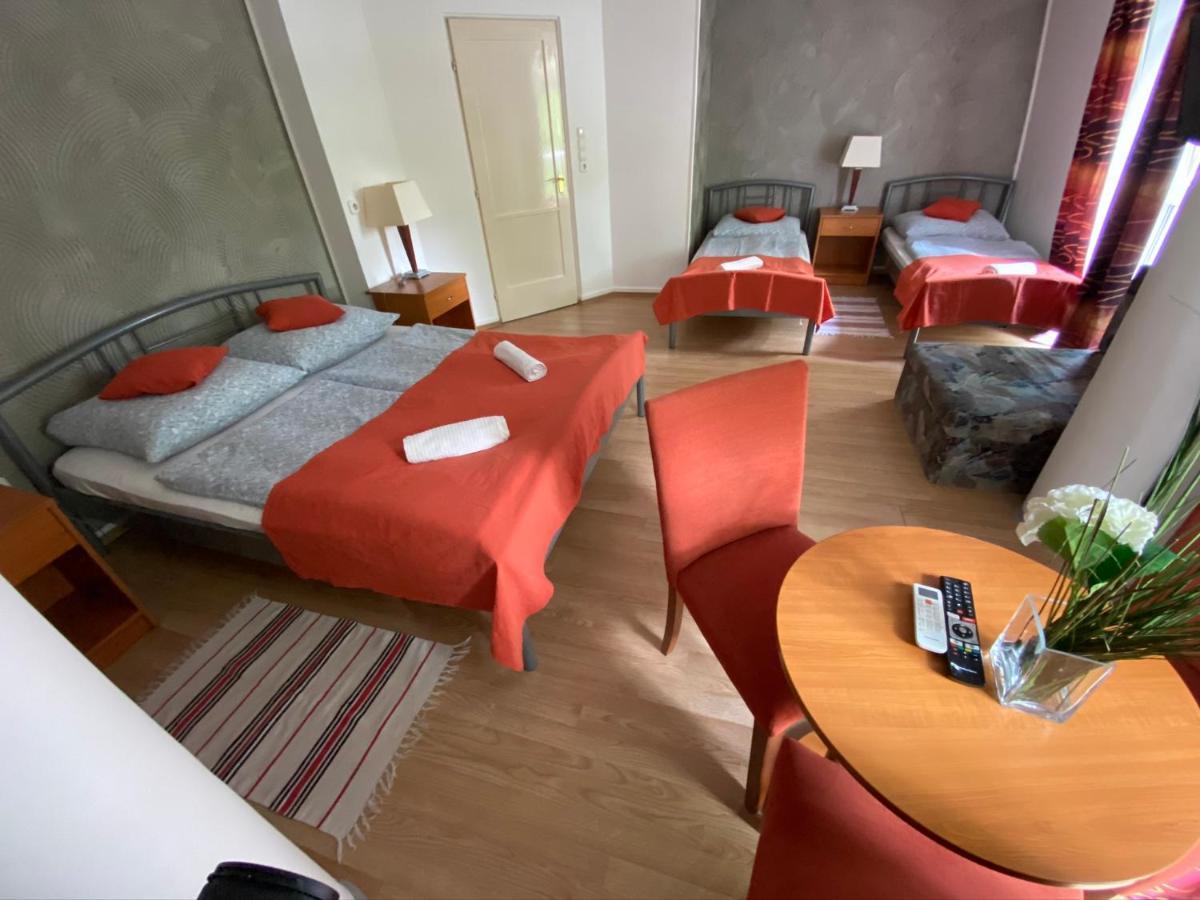 Bed & Breakfast Belvarosi Panzio 3*