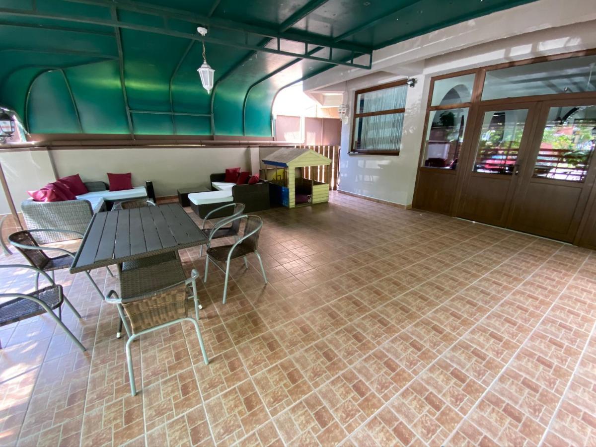 Belvarosi Panzio Bed & Breakfast